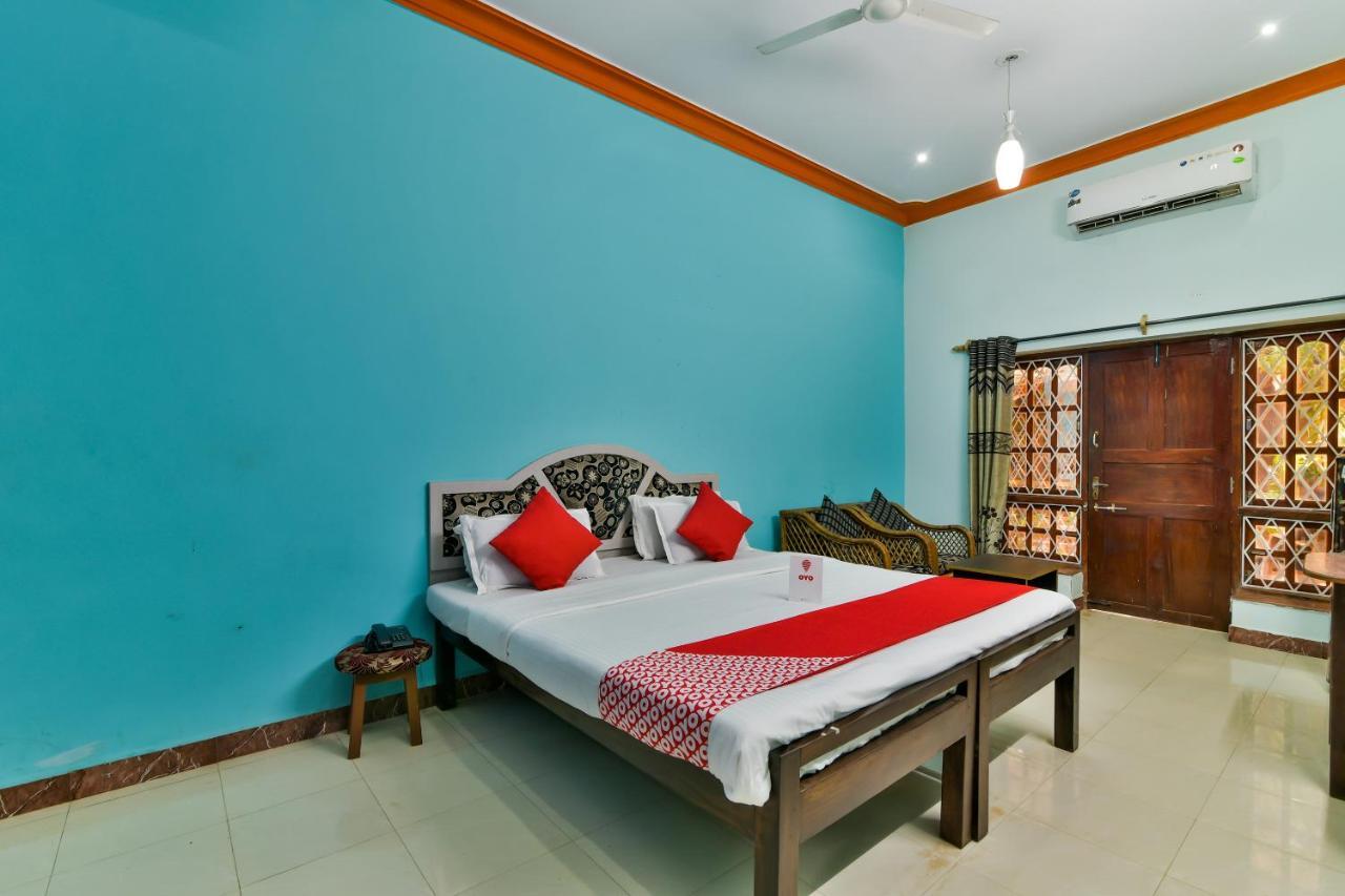 Oyo 2440 Palm Grove Vagator Exterior foto